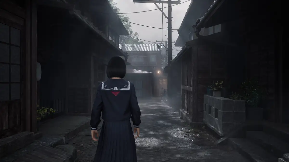 2. A Beautifully Creepy Japanese Town That Feels Alive